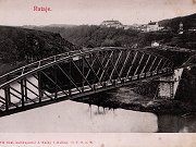 Prce na most a ndra v pozad