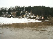 Rozvodněná řeka Sázava